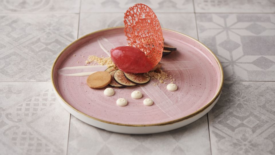 Stonecast Pink Walled Plate Fig Dessert