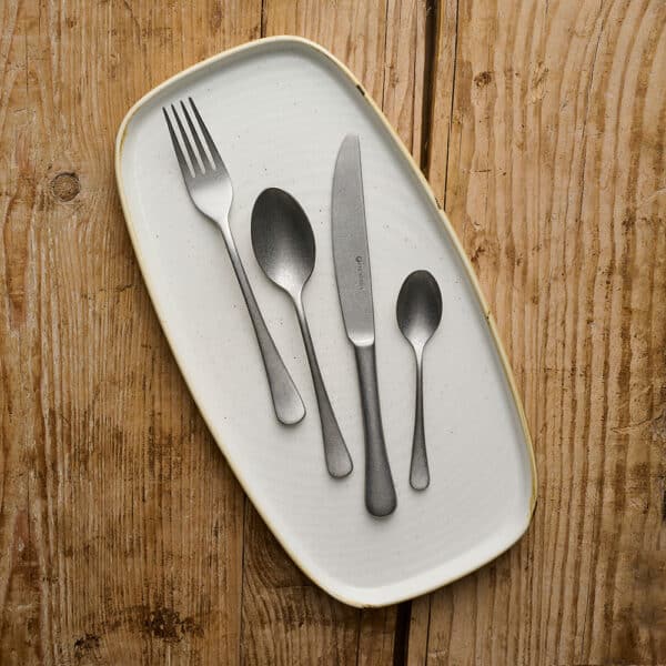 WALLED OBLONG PLATTER 35 X 18.5CM