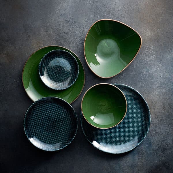 TRIANGLE BOWL 23.5CM