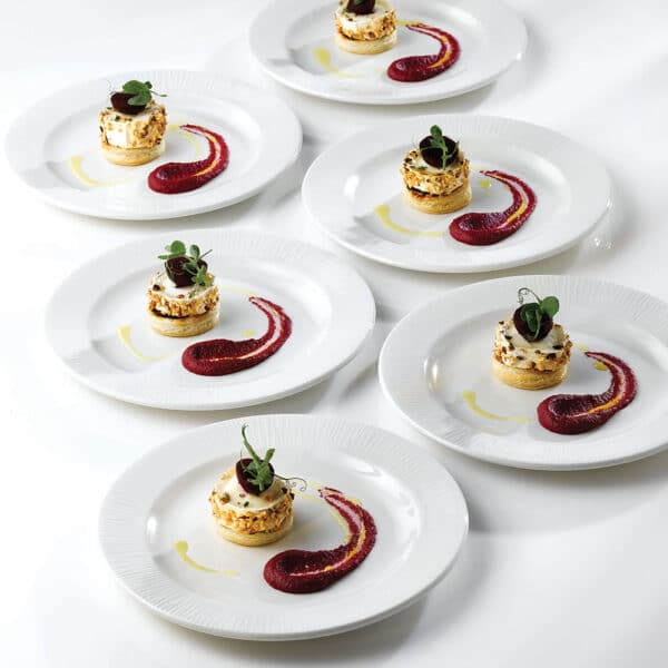 RIMMED PLATE 23.4CM