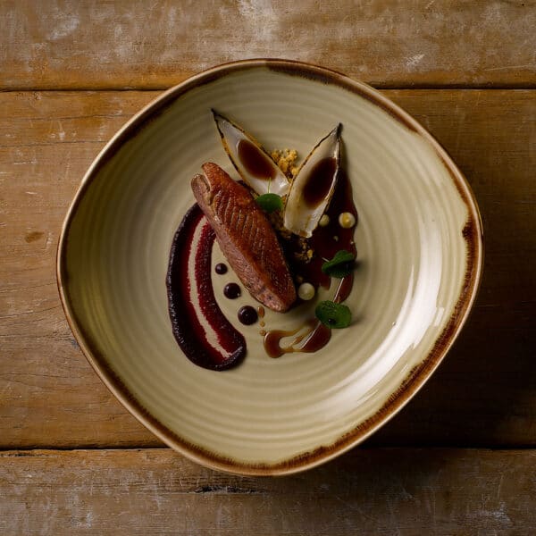 ORGANIC COUPE WOBBLY BOWL 29.5CM