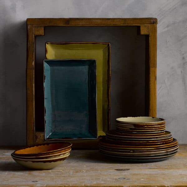OBLONG PLATTER 28.5 X 19CM