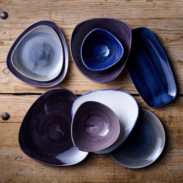 TRIANGLE PLATE 24.5CM