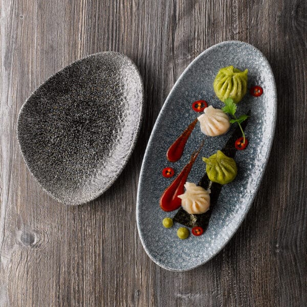 OVAL PLATE 34.7 X 17.3CM