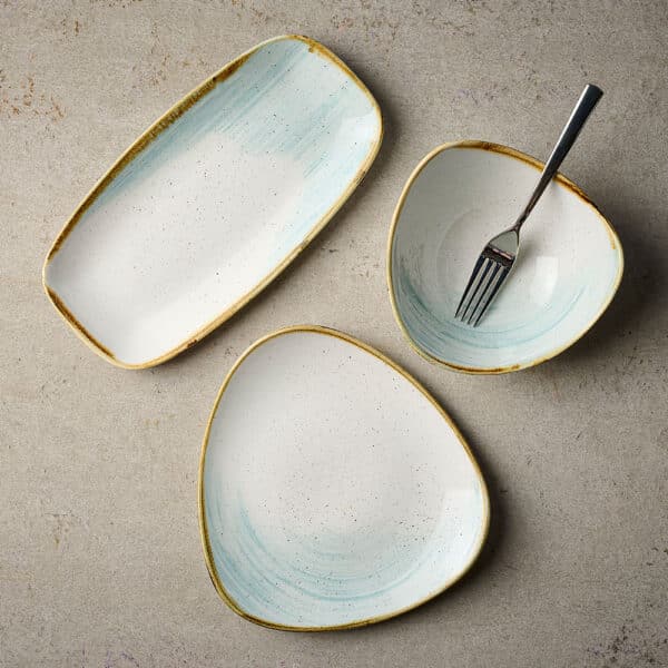 TRIANGLE BOWL 18.2CM