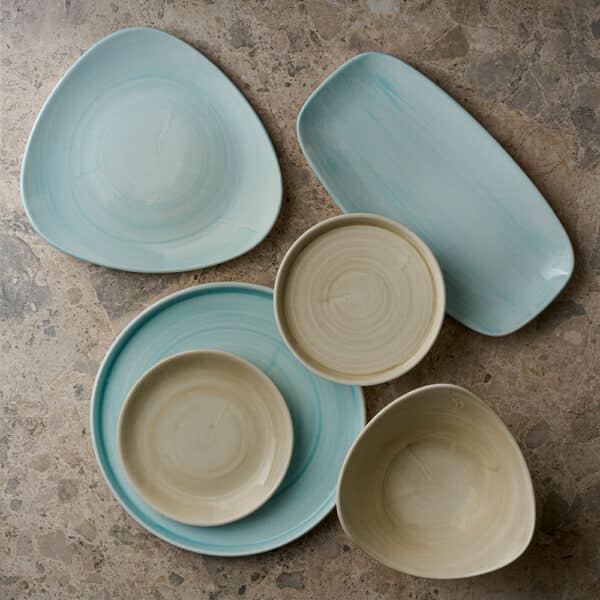 TRIANGLE PLATE 28.5CM