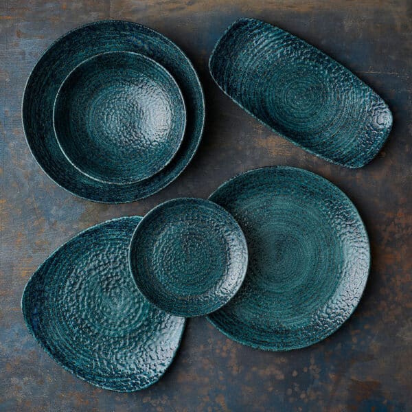 TRIANGLE PLATE 24.5CM