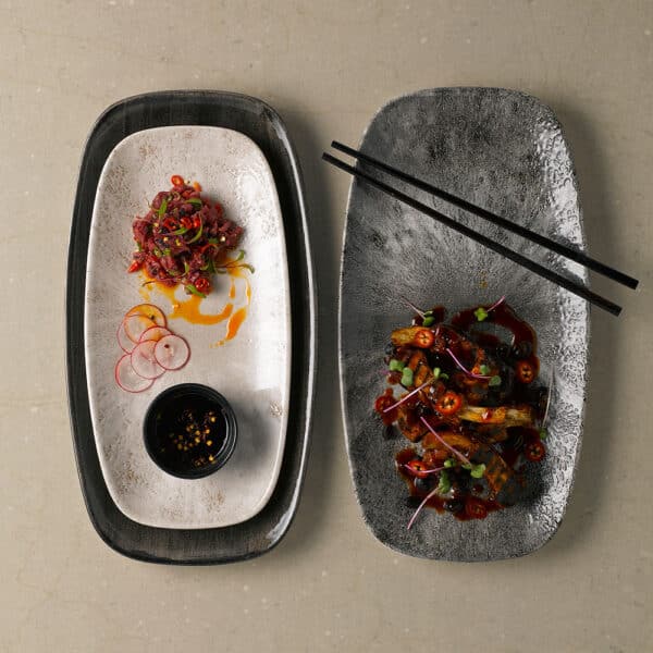 OBLONG PLATTER 29.8 X 15.3CM