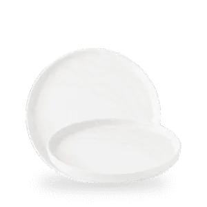 Churchill Inked Tide White 26cm Teller Mit Erhöhtem Rand auf weißem Hintergrund